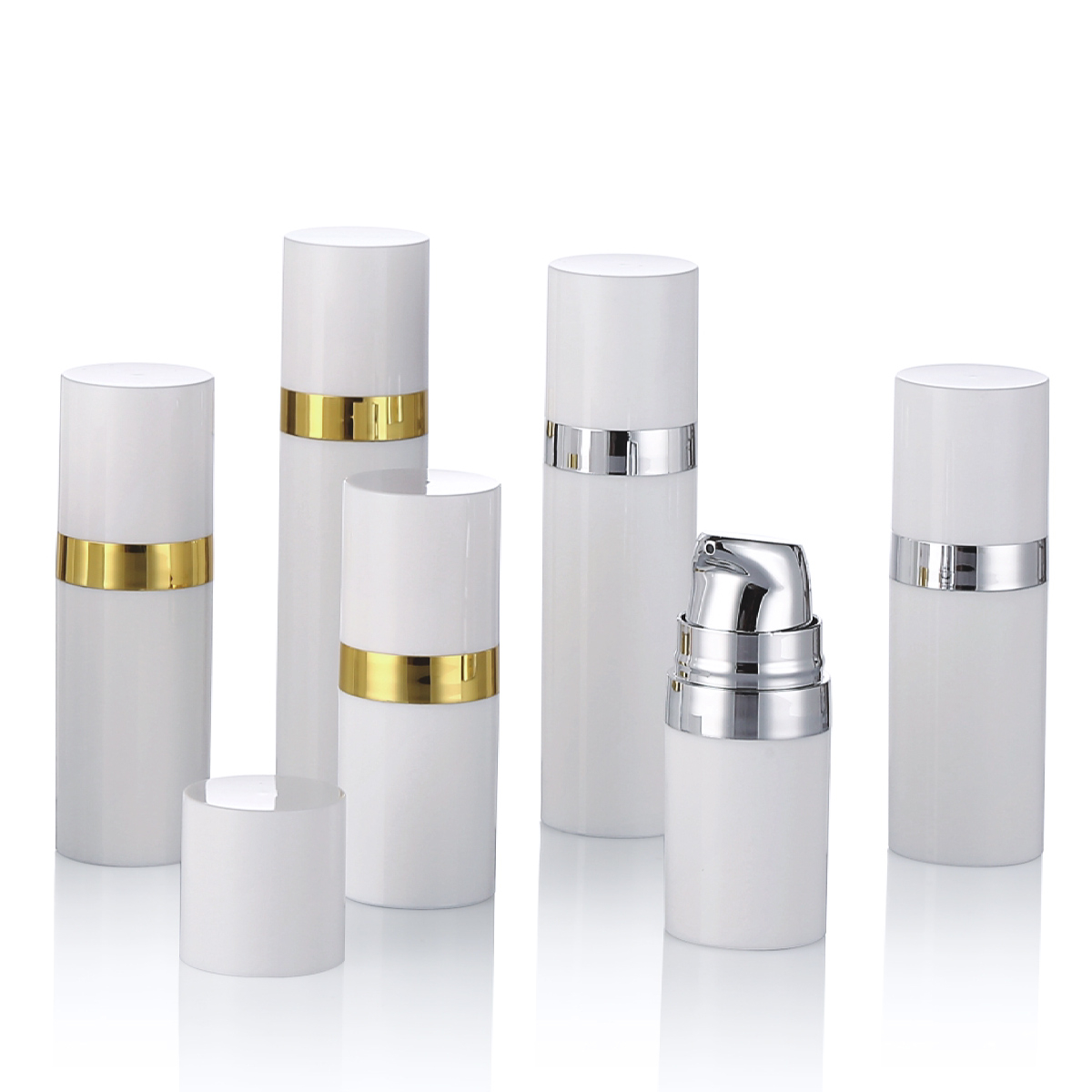 15 ml 30 ml 50 ml Bouteille de pompe sans air blanche avec capuchon de ligne dorée PP Bouteille cosmétique sans air pour la crème de lotion L15